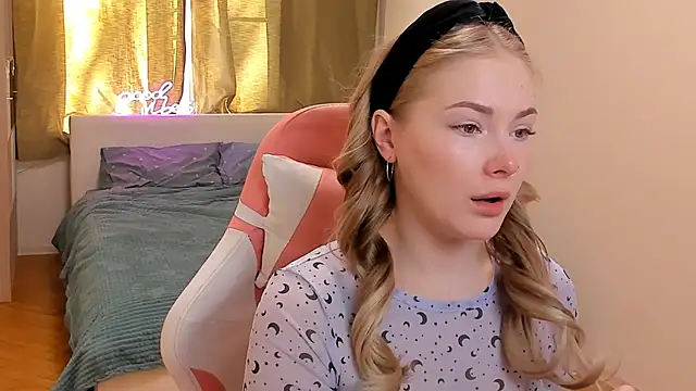 -awari- online show from 03/22/25, 11:00