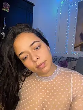 Snapshot of Deepika_padukoneNisha chatting on 04/03/26, 03:43 Deepika padukoneNisha online show from 04/03/26, 03:43