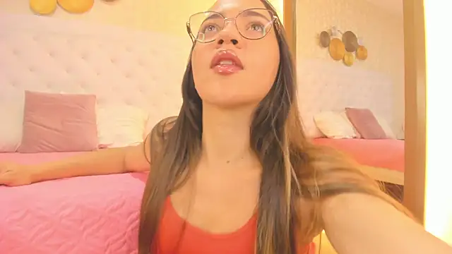 Snapshot of debora_scoot chatting on 11/01/25, 10:50 debora scoot online show from 11/01/25, 10:50