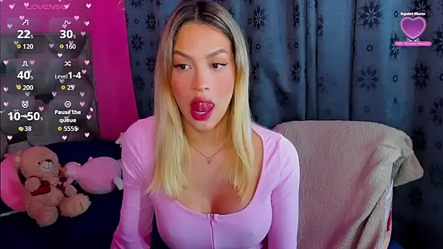 Snapshot of hanna_tss chatting on 02/19/26, 04:08 hanna tss online show from 02/19/26, 04:08