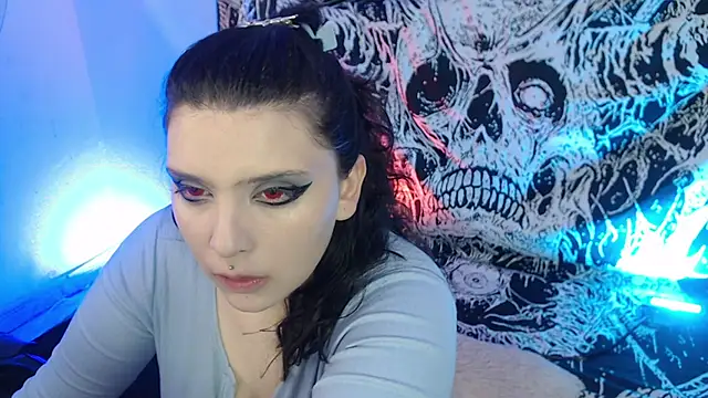 Snapshot of mikaskullcs chatting on 04/02/26, 10:18 mikaskullcs online show from 04/02/26, 10:18