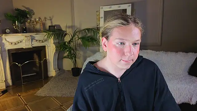 Jes Solar online show from 10/27/25, 08:57