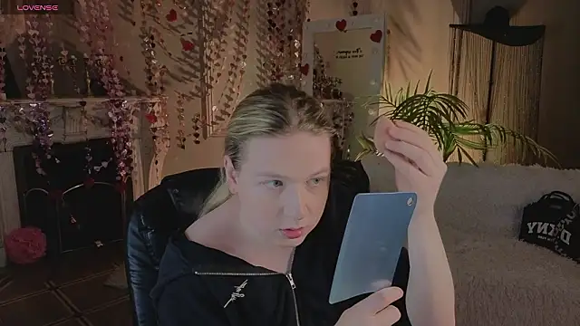 Jes Solar online show from 02/24/26, 09:02