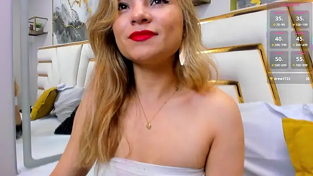 NalaRosse online show from 02/08/26, 03:21