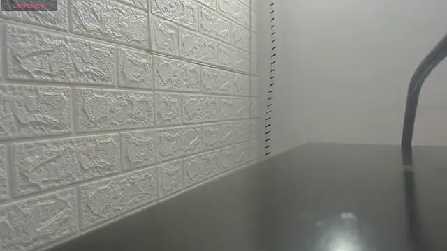 nei girl online show from 11/20/25, 11:21