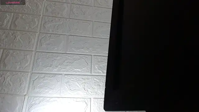 nei girl online show from 02/19/26, 11:50