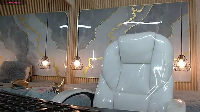 Snapshot of nei_girl chatting on 03/21/26, 11:48 nei girl online show from 03/21/26, 11:48