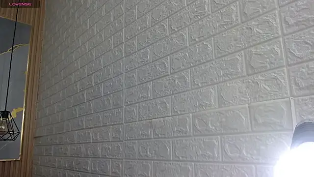 Snapshot of nei_girl chatting on 03/26/26, 11:27 nei girl online show from 03/26/26, 11:27