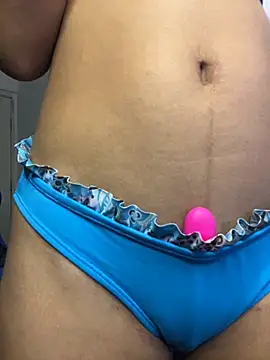 Snapshot of taimara_1 chatting on 09/10/25, 11:38 taimara 1 online show from 09/10/25, 11:38