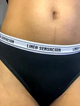 Snapshot of taimara_1 chatting on 09/11/25, 10:32 taimara 1 online show from 09/11/25, 10:32