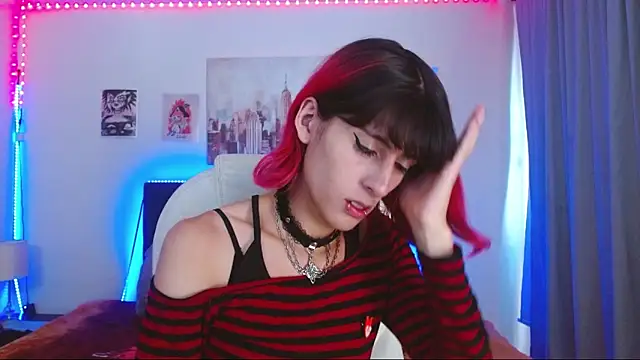 Snapshot of goth_minerva chatting on 12/01/25, 01:38 goth minerva online show from 12/01/25, 01:38