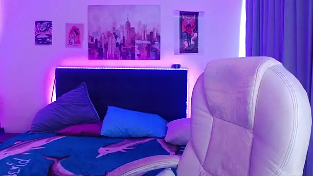 Snapshot of goth_minerva chatting on 12/16/25, 01:38 goth minerva online show from 12/16/25, 01:38