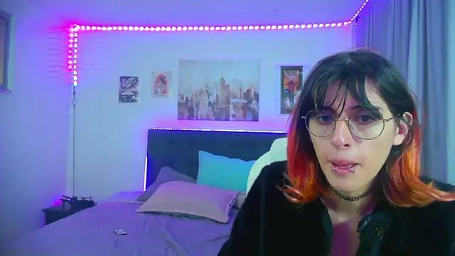 goth minerva online show from 05/12/26, 01:30