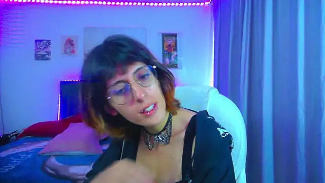 goth minerva online show from 05/27/26, 01:30