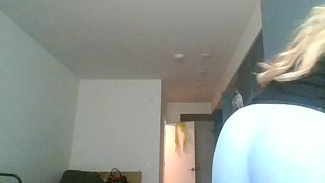 ItsBarbieBitcxxxx69 online show from 02/07/26, 11:30