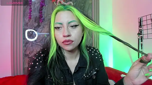 Snapshot of midory_ chatting on 09/12/25, 04:12 midory  online show from 09/12/25, 04:12