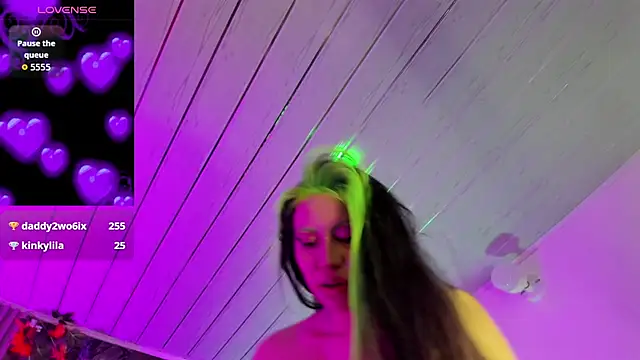 Snapshot of midory_ chatting on 09/13/25, 03:06 midory  online show from 09/13/25, 03:06