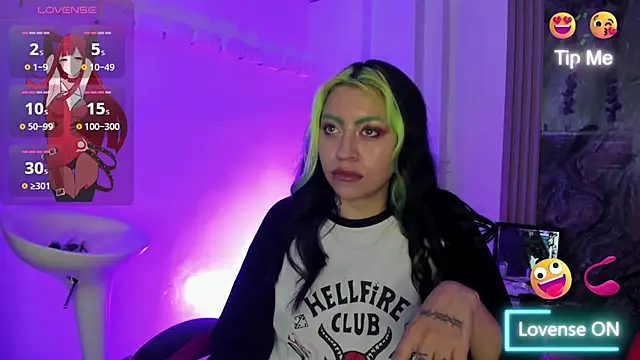 Snapshot of midory_ chatting on 10/05/25, 02:43 midory  online show from 10/05/25, 02:43