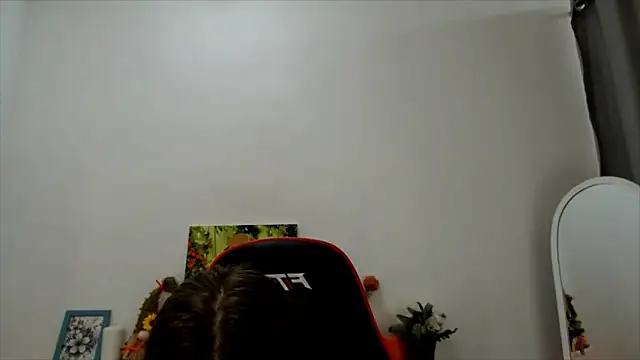 Snapshot of Lucky_Lana chatting on 11/13/25, 02:54 Lucky Lana online show from 11/13/25, 02:54