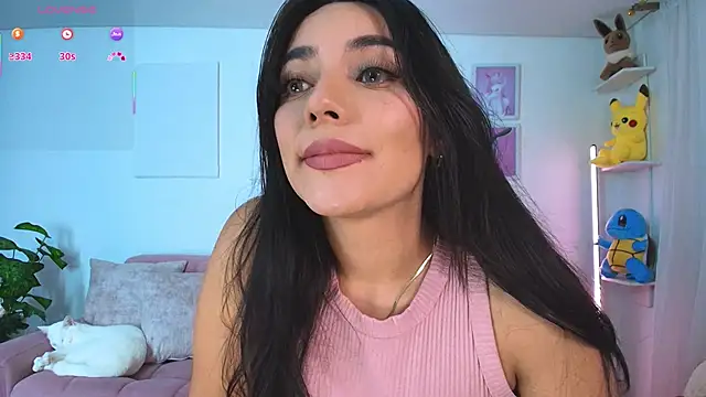 Snapshot of ariana_bae_ chatting on 12/05/25, 12:19 ariana bae online show from 12/05/25, 12:19