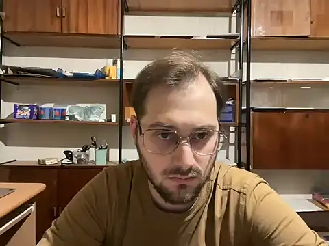 Snapshot of antonysside chatting on 04/11/26, 06:34 antonysside online show from 04/11/26, 06:34