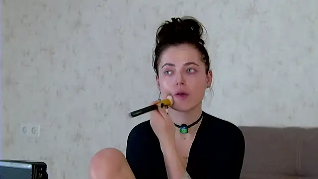 Snapshot of AshleyD_ chatting on 04/02/26, 03:04 AshleyD online show from 04/02/26, 03:04