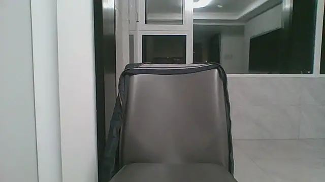 Snapshot of nole_china7 chatting on 05/08/26, 01:49 nole china7 online show from 05/08/26, 01:49