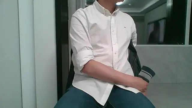 Snapshot of nole_china7 chatting on 05/12/26, 11:51 nole china7 online show from 05/12/26, 11:51