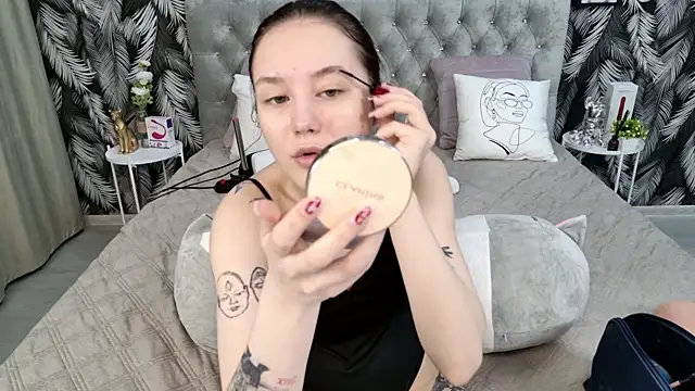 CarolineTenders online show from 01/14/26, 01:22