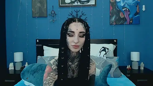 Velvetbat online show from 04/17/26, 07:00