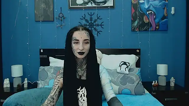 Velvetbat online show from 05/19/26, 07:04