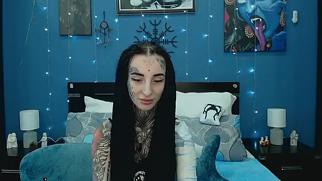Velvetbat online show from 05/20/26, 06:52