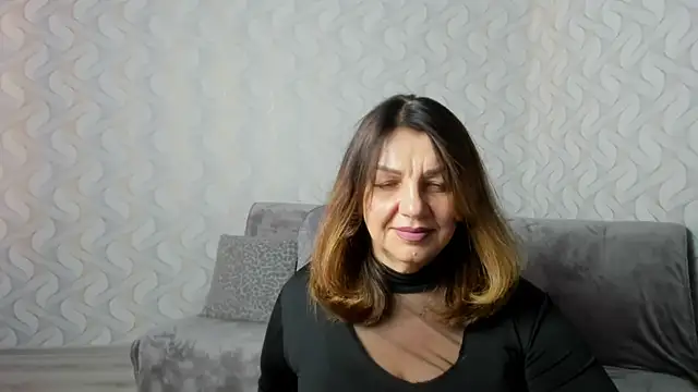 Snapshot of Nika_Light chatting on 03/21/25, 11:33 Nika Light online show from 03/21/25, 11:33