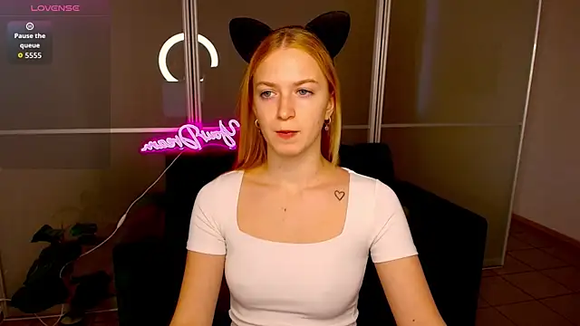 MirandaMayers online show from 10/14/25, 05:52