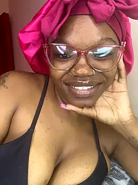 YummyMelanin117 online show from 11/20/25, 10:15