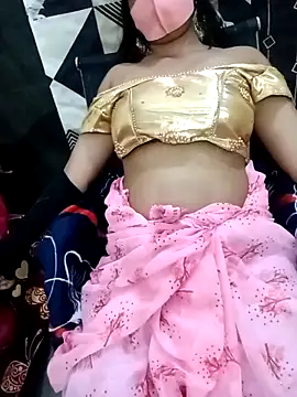 Snapshot of Summi-G chatting on 03/22/25, 12:14 Summi-G online show from 03/22/25, 12:14