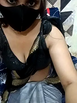 Snapshot of Summi-G chatting on 03/23/25, 06:16 Summi-G online show from 03/23/25, 06:16