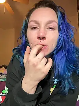 oliviahazee online show from 02/09/26, 03:32