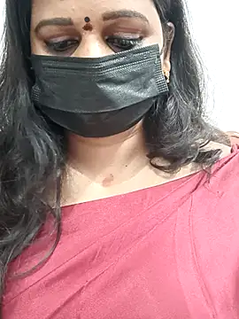 aparna99 online show from 09/17/25, 09:44