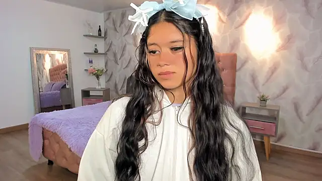 Snapshot of blair_harrison chatting on 03/20/26, 12:10 blair harrison online show from 03/20/26, 12:10