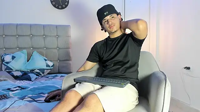 samxx muscle online show from 09/21/25, 04:08