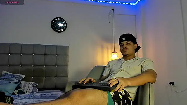 samxx muscle online show from 10/11/25, 02:37