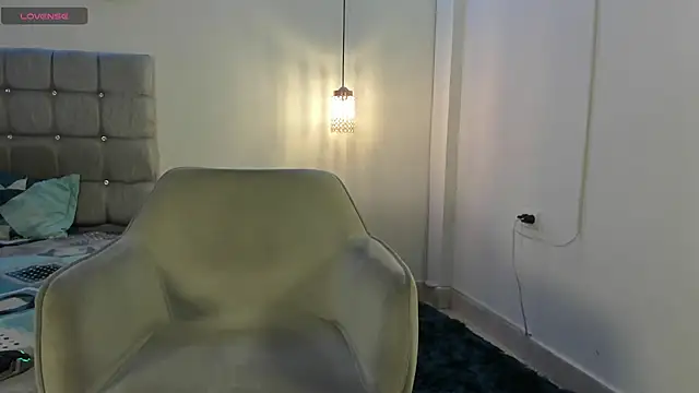 samxx muscle online show from 11/14/25, 01:43