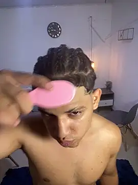 Snapshot of samxx_muscle chatting on 04/09/26, 02:22 samxx muscle online show from 04/09/26, 02:22