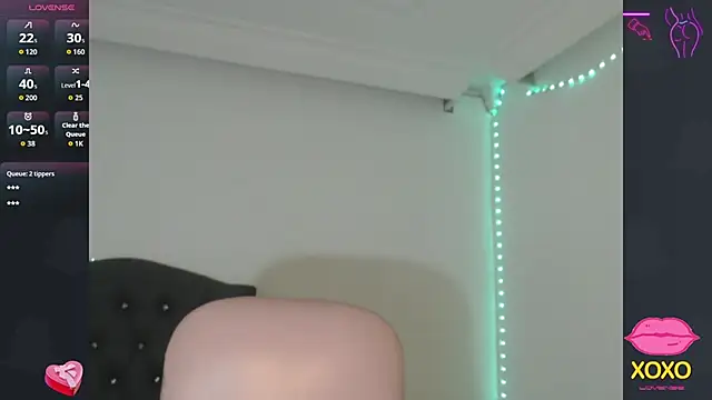 kitty girl   online show from 09/26/25, 01:59