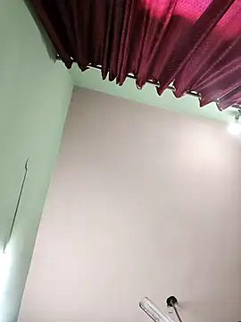 Eshwari Chopra online show from 09/18/25, 04:14