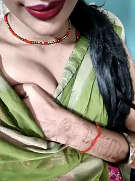 Eshwari Chopra online show from 10/14/25, 03:46