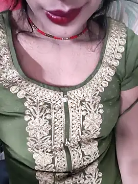 Eshwari Chopra online show from 11/12/25, 01:55