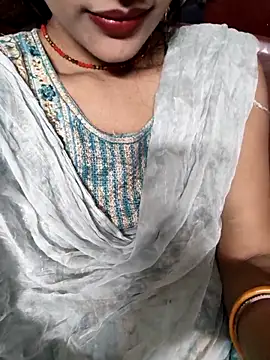 Eshwari Chopra online show from 11/14/25, 10:03