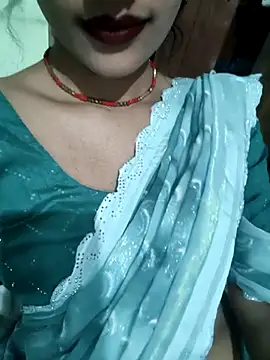 Snapshot of Eshwari_Chopra chatting on 03/09/26, 03:54 Eshwari Chopra online show from 03/09/26, 03:54